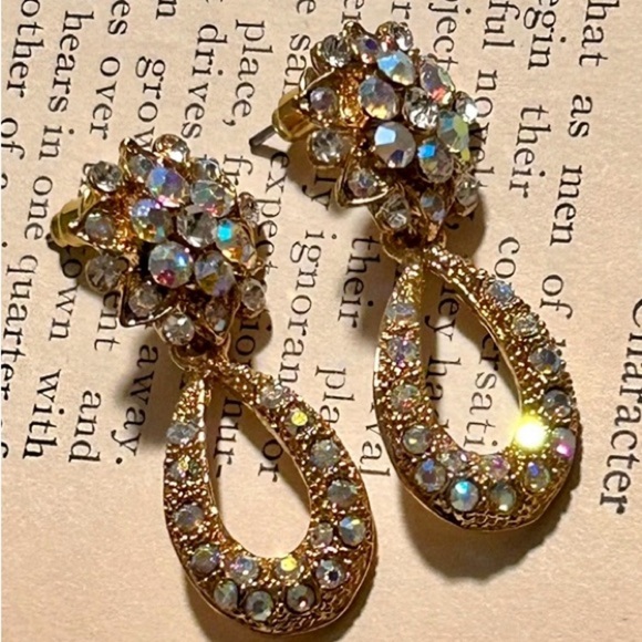 NORDSTROM 70’s Style Sparkly Gold Tone With Rhinestones Dangle Drop Earrings NEW - Picture 11 of 12